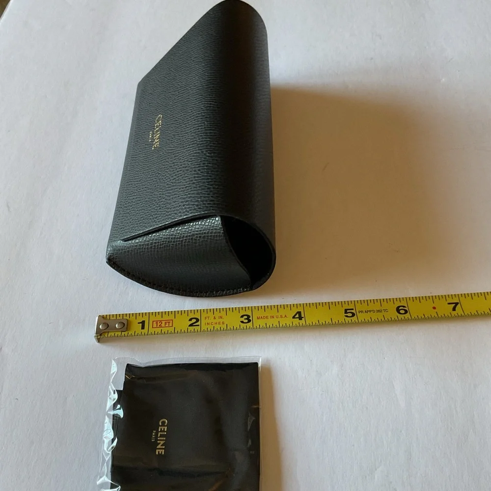 CELINE LARGE SUNGLASSES HOLDER BLACK WITH CLEANING CLOTH NEW